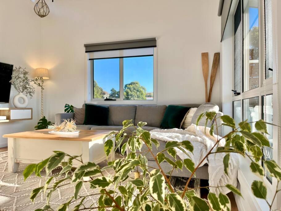 Viola - Seaside Retreat Βίλα Coles Bay Εξωτερικό φωτογραφία