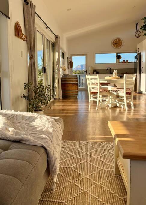 Viola - Seaside Retreat Βίλα Coles Bay Εξωτερικό φωτογραφία